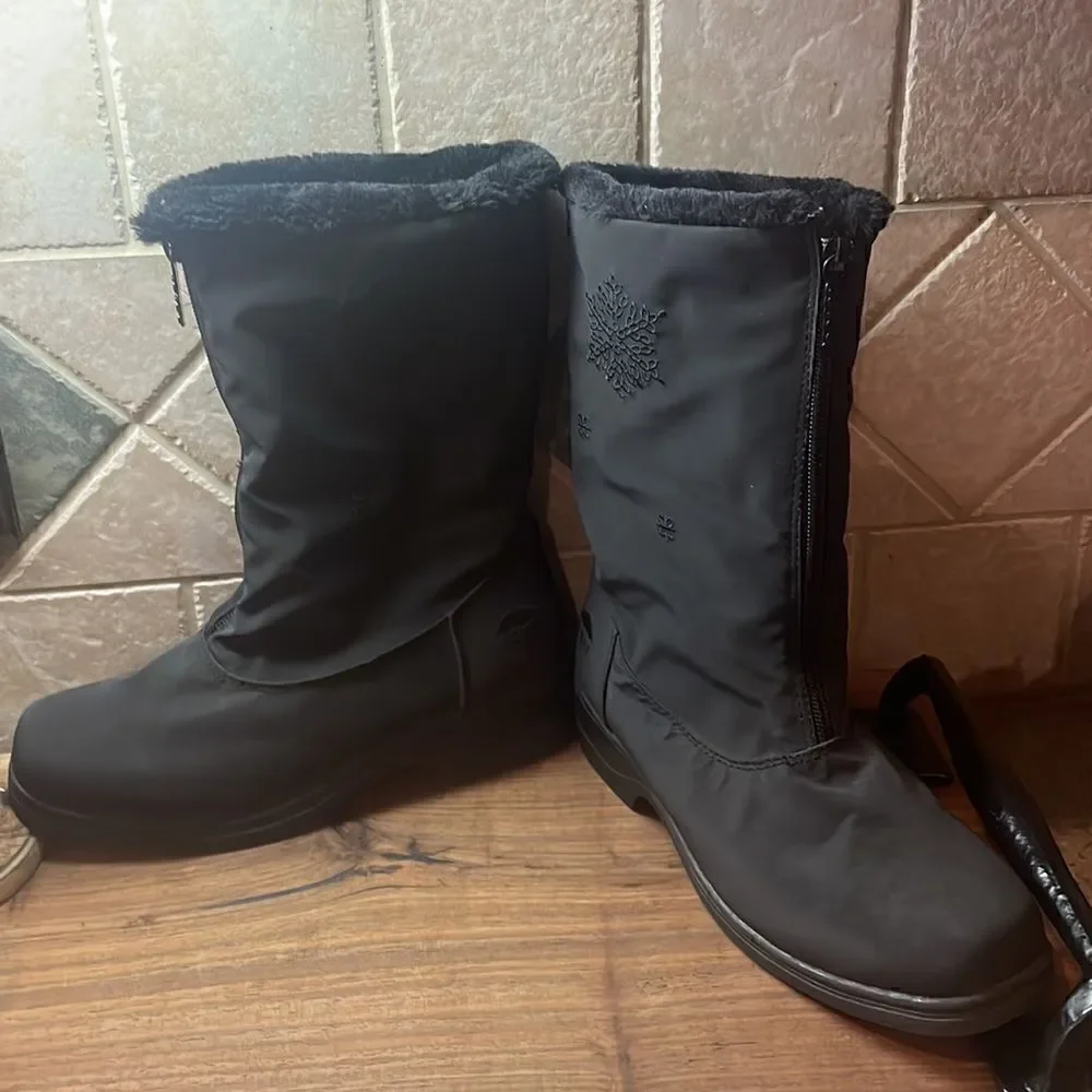 Totes Women's Staride Mid-Calf Boot - 7 - Great Condition